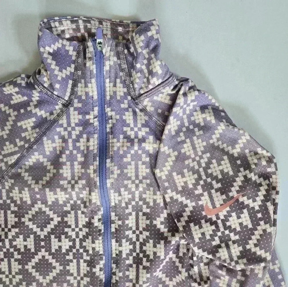 Nike Pro Aztec Hyperwarm purple half zip long sleeve sz XS - Picture 2 of 9